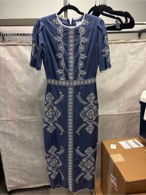 Cartolina Bobi Midi Dress